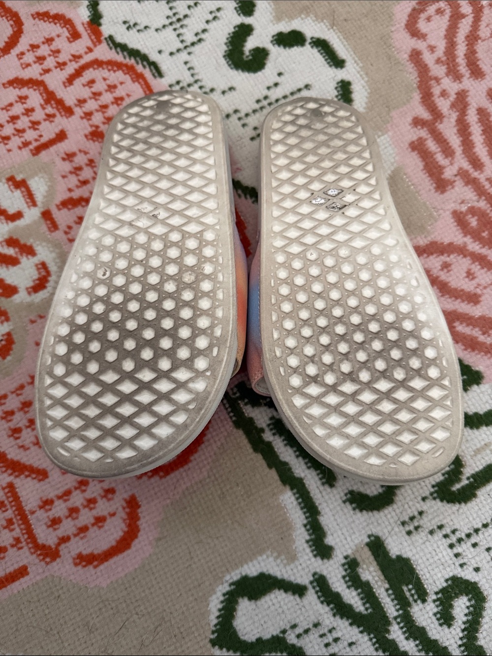 Vans Women’s Multicolor Gradient Slide Sandals - White - Picture 2 of 2